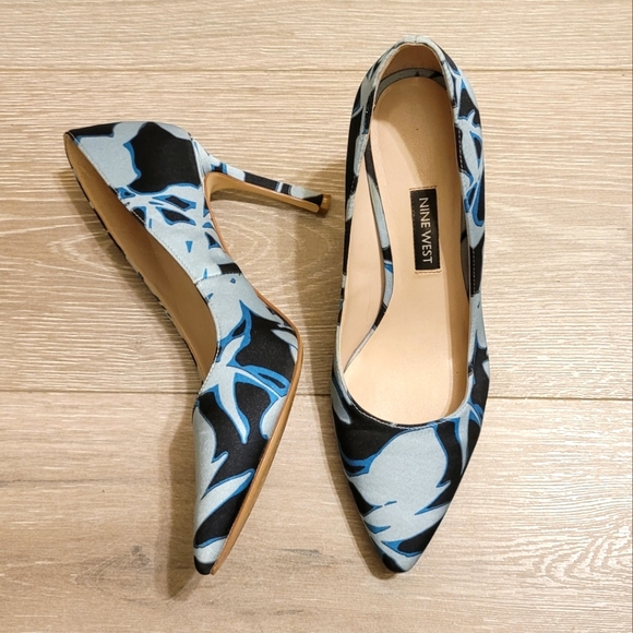 Nine West | Emmala 2 | 3 Tone Blue | Pointed Toe Heels | Size 6 M - Picture 3 of 10